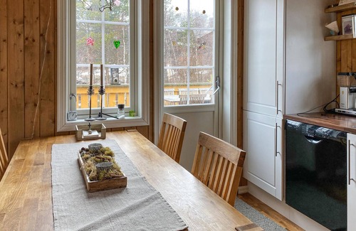 Bjorli House | Beautiful home in Bjorli with WiFi