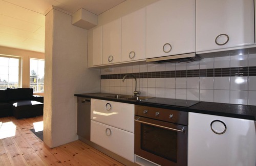 Brastad House | Beautiful home in Brastad with WiFi
