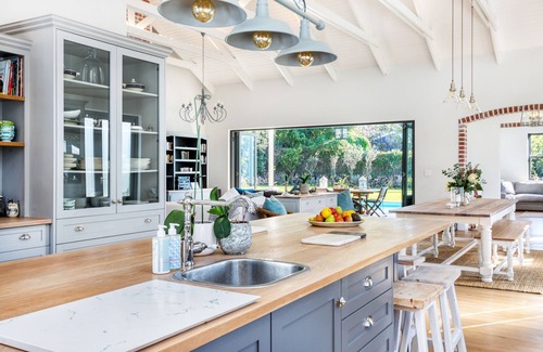 Alphen House | Beautiful home in Constantia