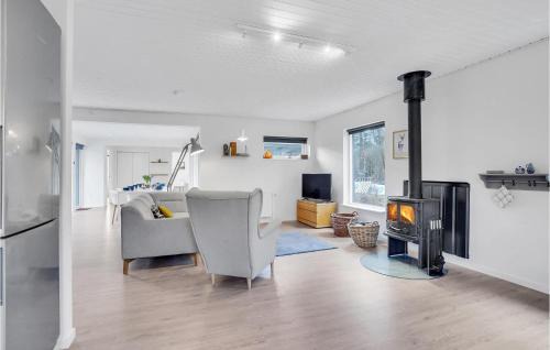 Farvang House | Beautiful Home In Fårvang With Sauna