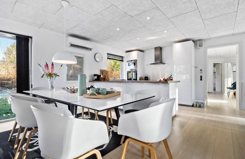 Glesborg House | Beautiful home in Glesborg