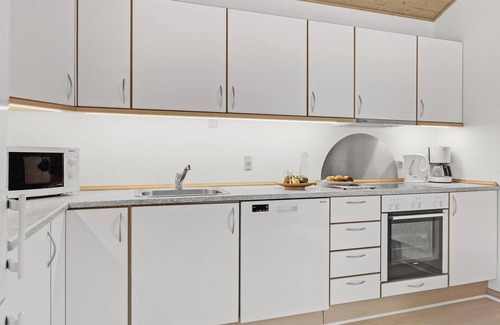 Grasten House | Beautiful home in Gråsten with WiFi