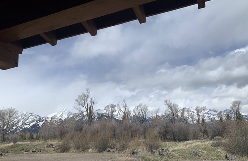Jackson Hole House | Beautiful home in Jackson. Gorgeous Teton Views, Hot Tub and 72" Long Fire Table