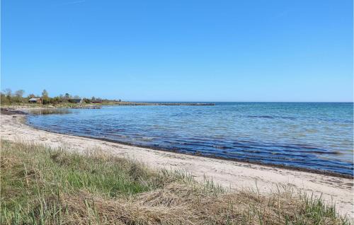 Hagaby House | Beautiful Home In Löttorp With Wifi