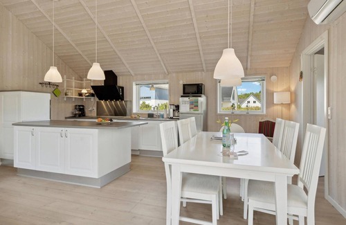Faldsled House | Beautiful home in Millinge with WiFi