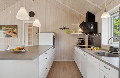 Faldsled House | Beautiful home in Millinge with WiFi