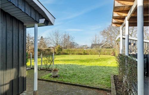 Olsted House | Beautiful Home In Ølsted With Kitchen