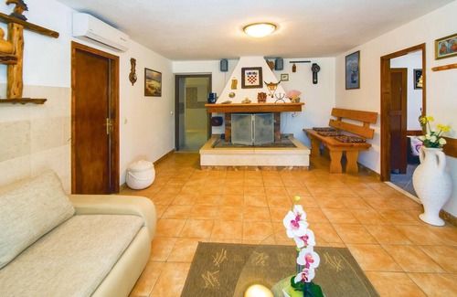 Pucisca House | Beautiful home in Pucisca