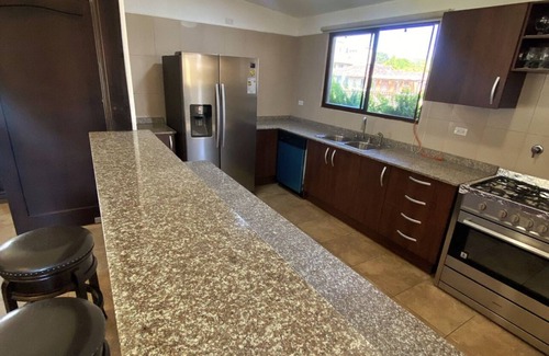 Chitre House | Beautiful Home in Residenciales Cubita