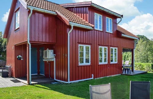 Songe House | Beautiful home in Risør with kitchen