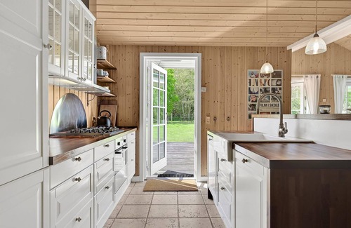 Langeland Municipality House | Beautiful home in Rudkøbing with WiFi