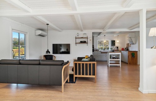 Samsø House | Beautiful home in Samsø with WiFi