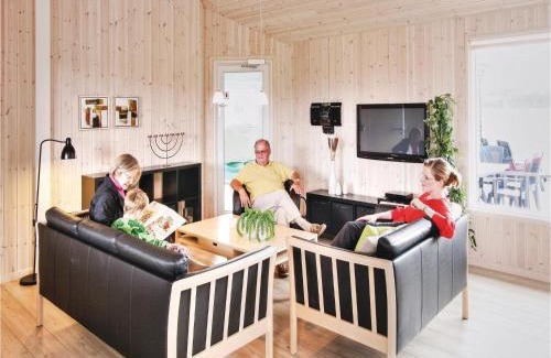 Høruphav House | Beautiful Home In Sydals With Kitchen