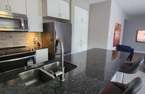 Glebe House | Beautiful home in the heart of Lansdowne with a spacious ground level patio.