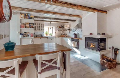 Vintrie House | Beautiful home in Vintrie with WiFi