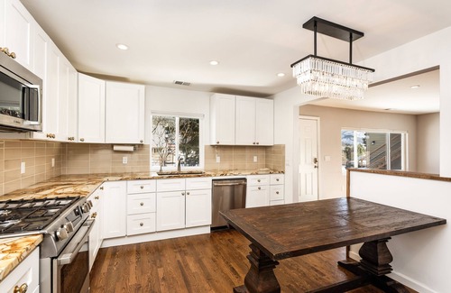 Carbondale House | Beautiful Home in Willits!