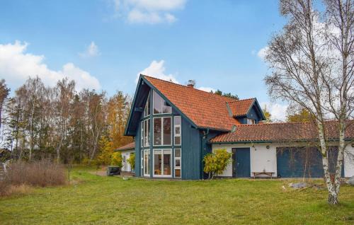 Nybrostrand House | Beautiful Home In Ystad With Wifi