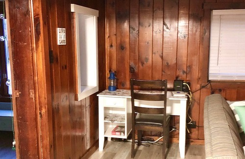 Battle Creek House | Beautiful home on the lake