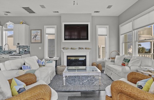 Santa Rosa Beach House | Beautiful Home in the Private Sunrise Community