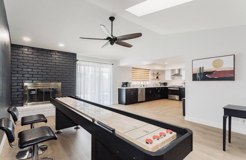 Chinatown House | Beautiful Home w/Sparkling Swimming Pool, 4 Miles To The Strip, Pet Friendly!