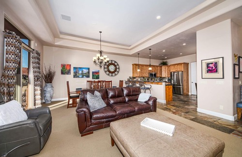 St. George House | Beautiful Home With Private Casita Entrada Gated Central To Hike/Bike Trails