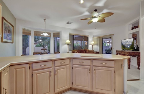 Sun City West House | BEAUTIFUL house in a beautiful area, in Sun City West, AZ great location.🏌️