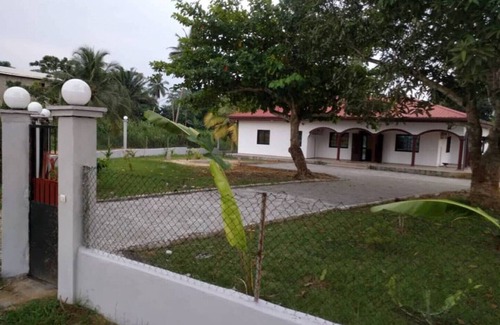 Kribi Villa | Beautiful house very close to the beach, with a large garden of 2000 m²