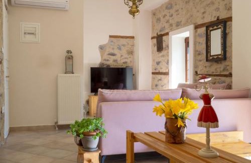 Kastoria Apartment | Beautiful house with garden and amazing lake view