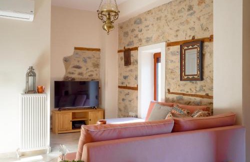 Kastoria Apartment | Beautiful house with garden and amazing lake view