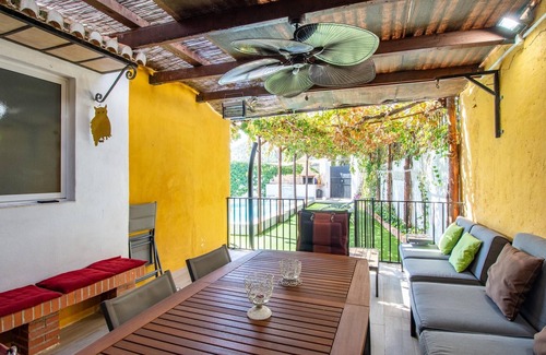 Conchar Villa | Beautiful house with pool, patio and barbecue.