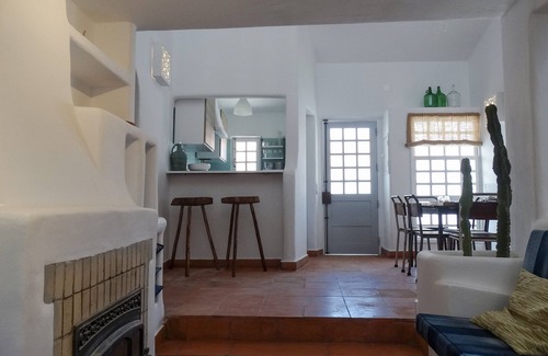 Baiona House | Beautiful house with roof terrace in old town of Odeceixe