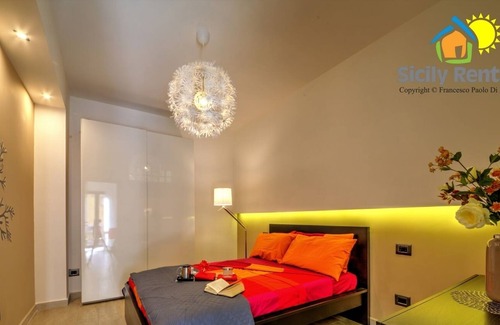 Isola delle Femmine House | Beautiful house in the heart of Isola delle Femmine with large terrace overlooking the sea