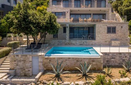 Cove Tri Zala (Zrnovo) Villa | Beautiful Korcula Villa A Few Steps To The Sea Villa Korcula Waterfront Korcula Town