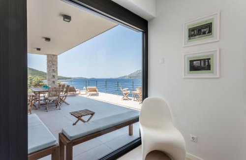 Cove Tri Zala (Zrnovo) Villa | Beautiful Korcula Villa A Few Steps To The Sea Villa Korcula Waterfront Korcula Town