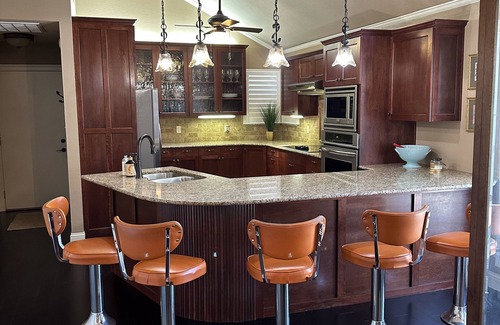 Alba House | Beautiful LAKE FRONT home on Lake Fork!