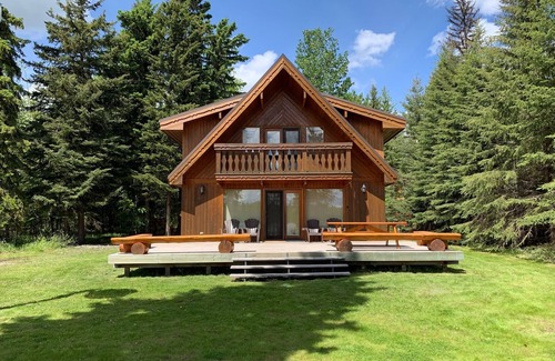 Sheridan Lake Cabin | Beautiful Lakefront Cabin on Sheridan Lake bay