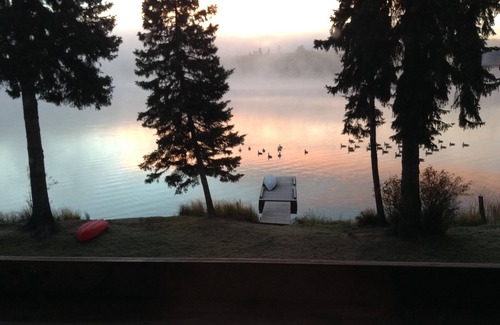 Sheridan Lake Cabin | Beautiful Lakefront Cabin on Sheridan Lake bay