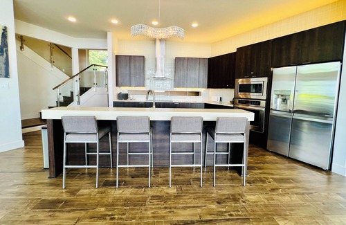 Carolyn Estates House | Beautiful Lakefront Views at Cedar Creek Lake!