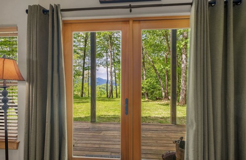 Cranberry Falls Cabin | Beautiful Log Cabin on 25 acres. Free WIFI New generator! nJuly specials!n