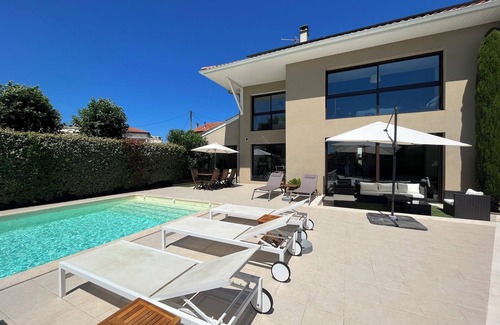 Anglet Villa | Beautiful modern villa, heated pool, near sea ang golf