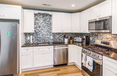 Village Green House | Beautiful new 2 bedroom in Cape May, blocks from the beach!