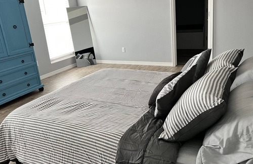 Lubbock House | Beautiful New Home only 7 miles from Texas Tech