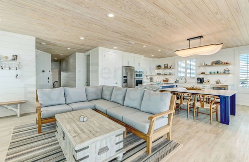 Ocean Cay House | Beautiful Oceanfront 3rd Floor Unit! Best Views on the Island. 3 bedrooms.