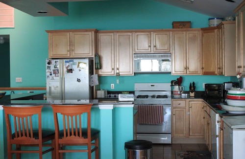 Long Beach Condo | Beautiful oceanfront townhouse in the West End of Long Beach