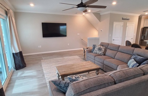 Ono Island House | Beautiful Oceanview 3 Bedroom, 2.5 Bath Townhome w/Private Beach Club