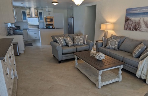 O'byrne House | Beautiful Ormond Beach House! Steps from the Ocean