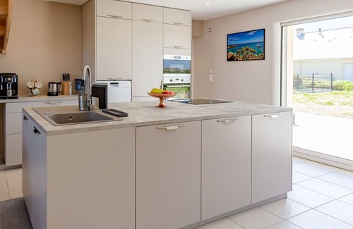 Bretteville-sur-Ay House | Beautiful private villa for 4 guests with WIFI, TV and terrace