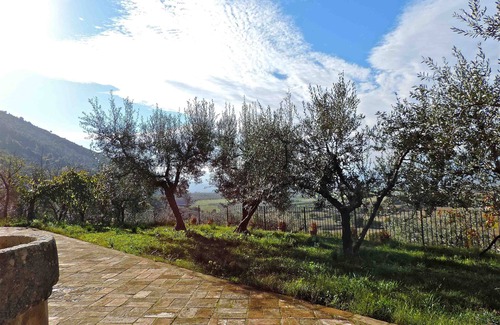 Poreta Villa | Beautiful Panoramic Views From This 17th Century House With Large 12m. Pool