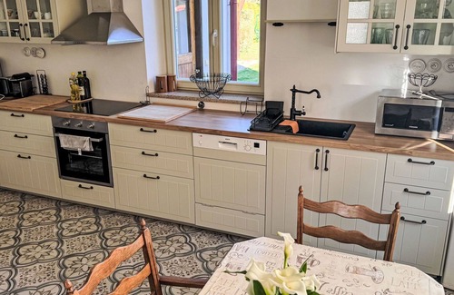 Sudomerice u Bechyne House | Beautiful private villa for 11 people with WIFI, TV, patio and pets allowed