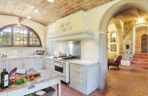 Gambassi Terme Villa | Beautiful private villa for 14 people with private pool, A/C, WIFI, TV, terrace and panoramic view